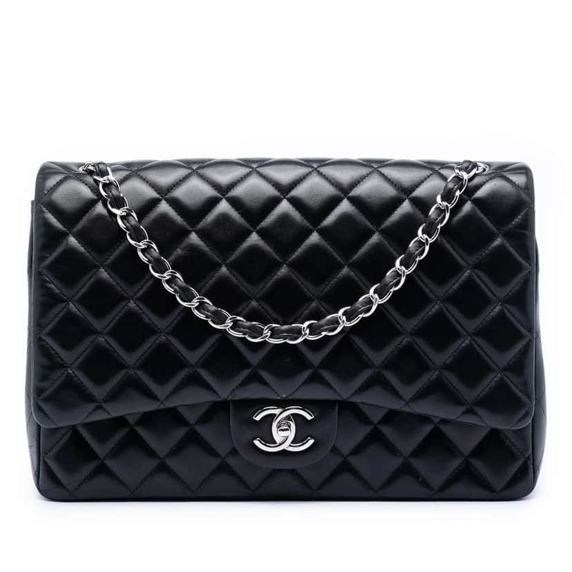 Chanel Maxi Classic Lambskin Double Flap Black Leather Very good condition - Front View