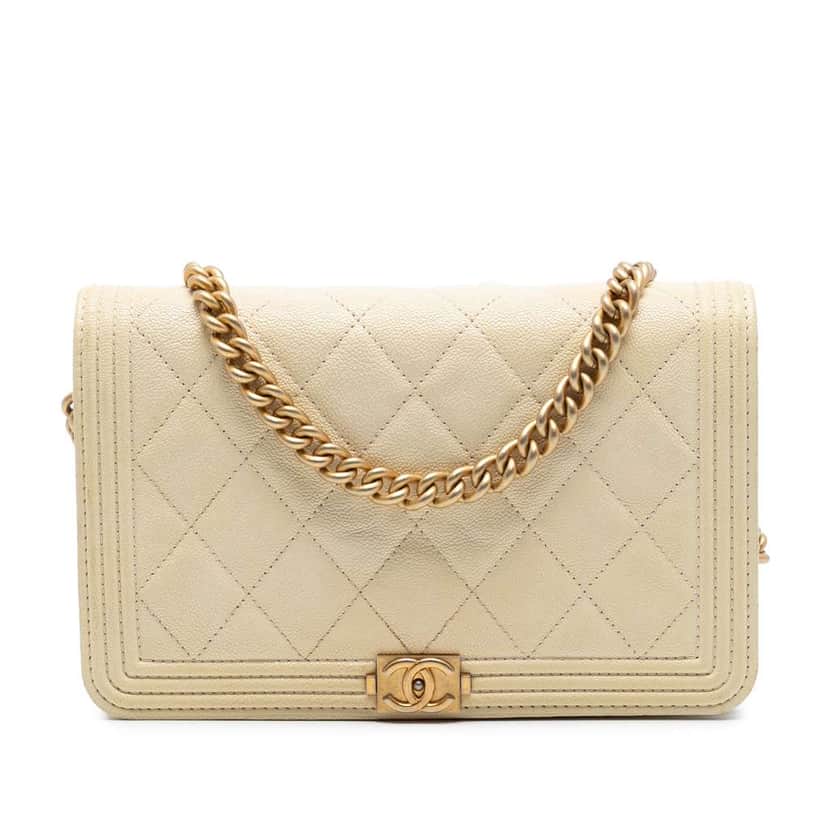 Chanel Quilted Caviar Boy Wallet on Chain White Leather Very good condition - Front View