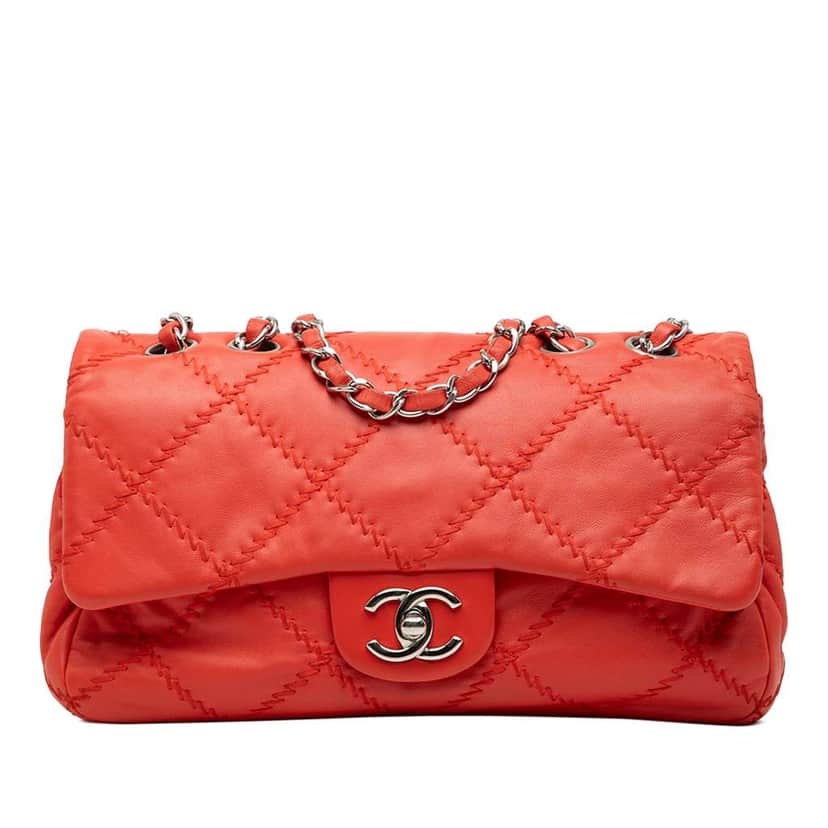 Chanel Quilted Lambskin Ultimate Stitch Flap Orange Leather Very good condition - Front View
