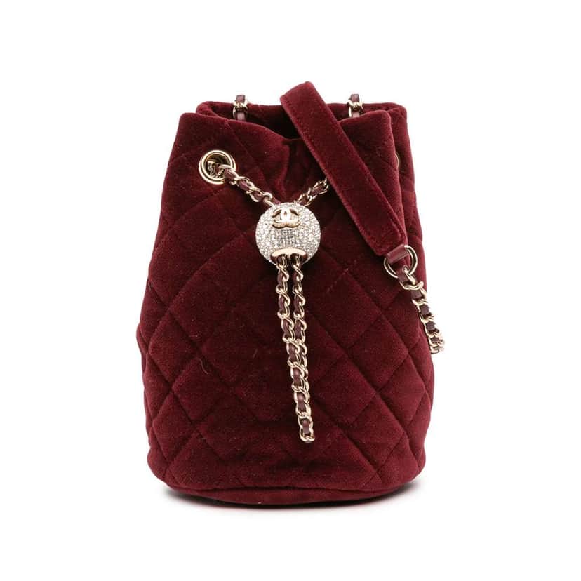 Chanel Mini Velvet Crystal Pearl Crush Bucket Bag Red Velvet Very good condition - Front View
