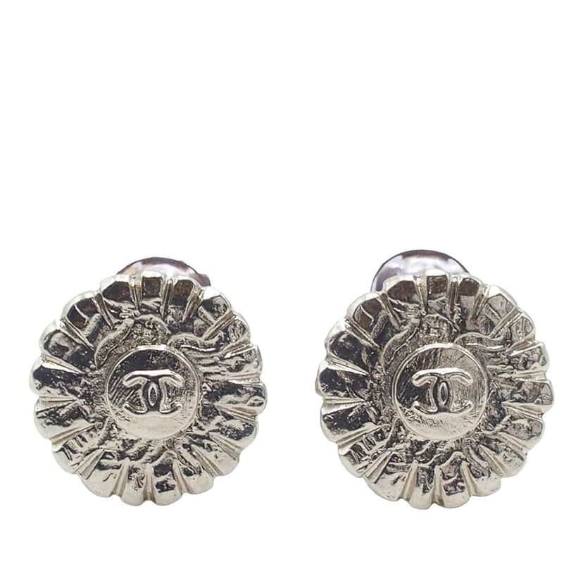 Chanel CC Silver Plated Sunflower Clip on Earrings Silver Metal Very good condition - Front View