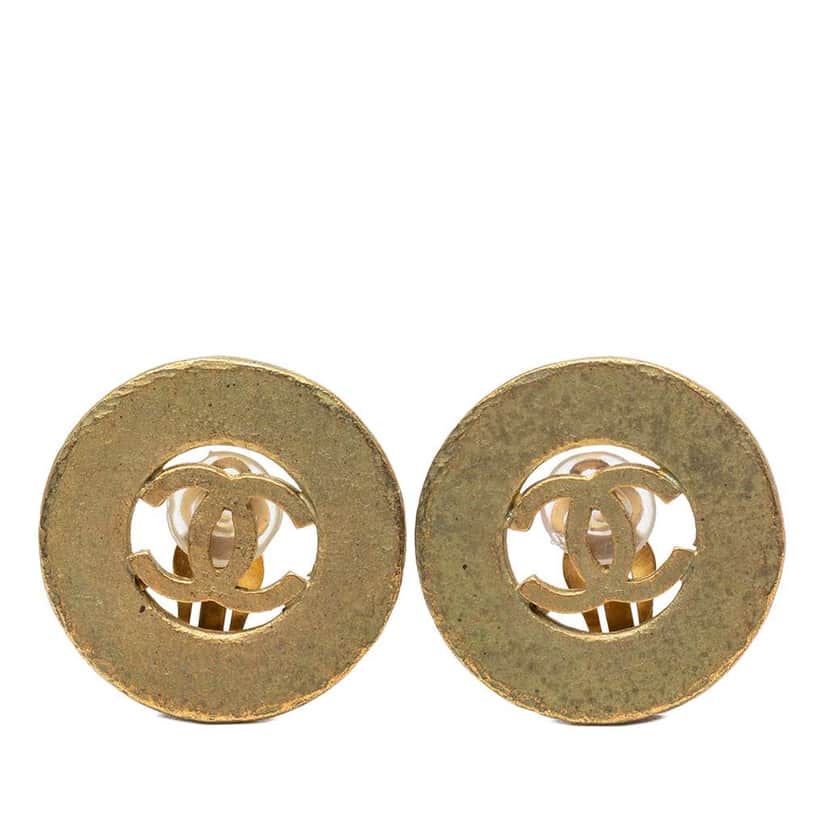 Chanel CC Gold Plated Round Clip On Earrings Gold Metal Good condition - Front View