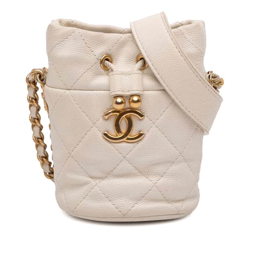 Chanel Mini Quilted Caviar Twist Your Buttons Drawstring Bucket Bag White Leather Very good condition - Front View