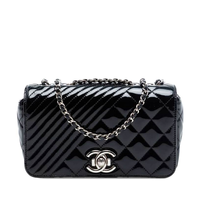 Chanel Small Quilted Patent Coco Boy Flap Black Leather Very good condition - Front View