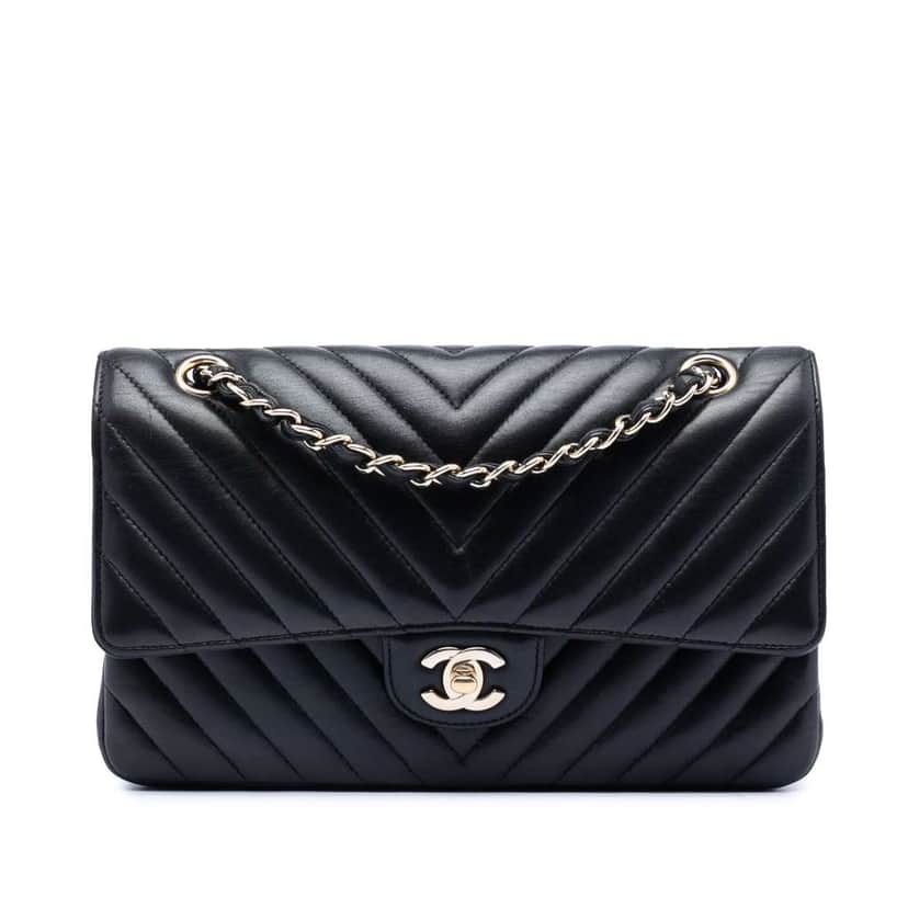 Chanel Medium Classic Chevron Lambskin Double Flap Black Leather Very good condition - Front View
