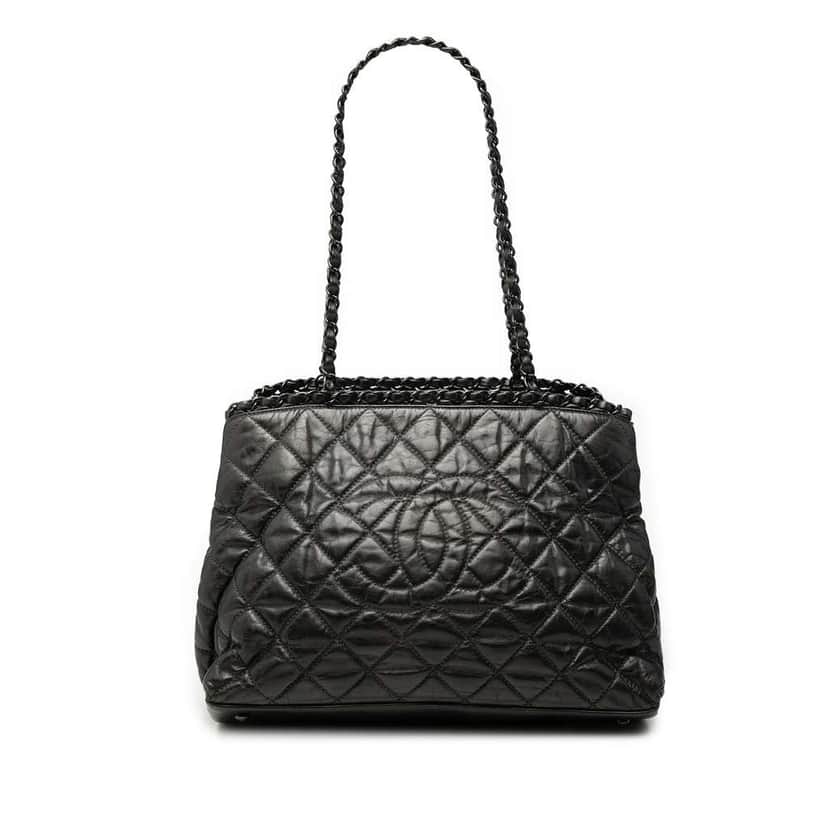 Chanel Small Quilted Calfskin Chain Me Tote Black Leather Very good condition - Front View