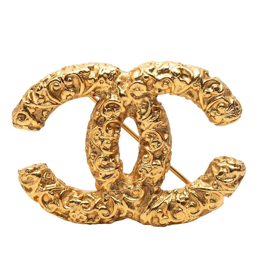 Chanel CC Gold Plated Embossed Brooch Gold Metal Very good condition - Front View