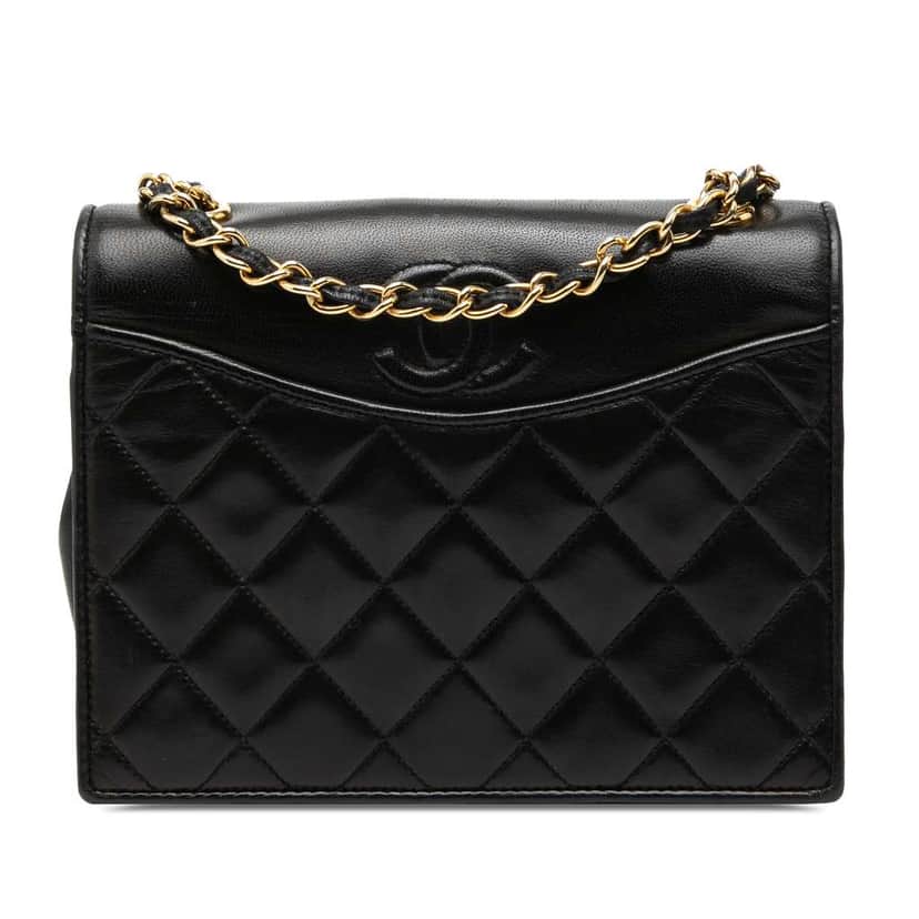 Chanel CC Quilted Lambskin Full Flap Crossbody Black Leather Very good condition - Front View