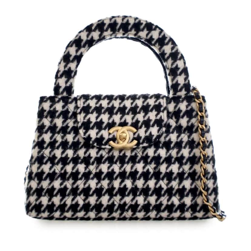 Chanel Nano Quilted Houndstooth Tweed Kelly Shopper Bag Black Tweed Never worn - Front View