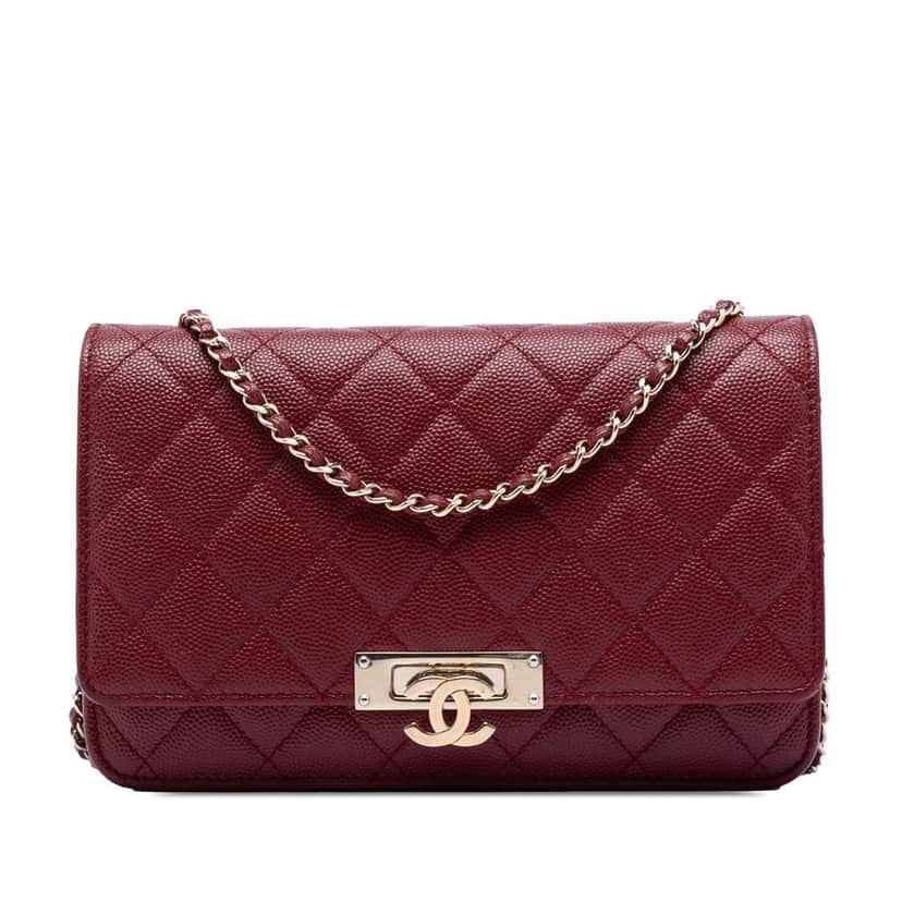 Chanel Quilted Caviar Golden Class Wallet On Chain Red Leather Very good condition - Front View
