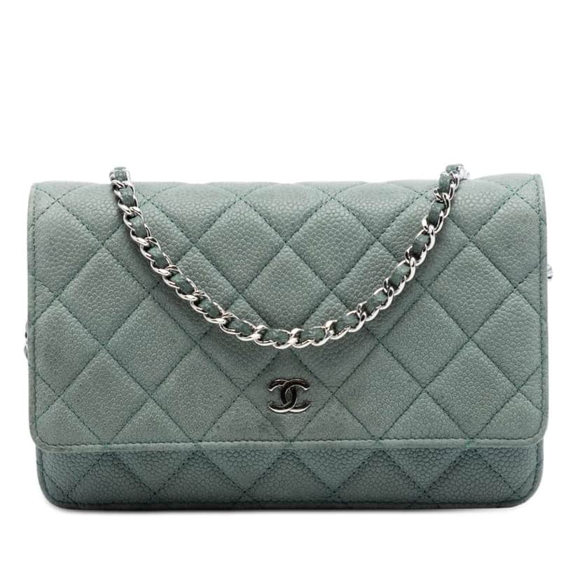 Chanel CC Quilted Caviar Wallet on Chain Blue Leather Very good condition - Front View