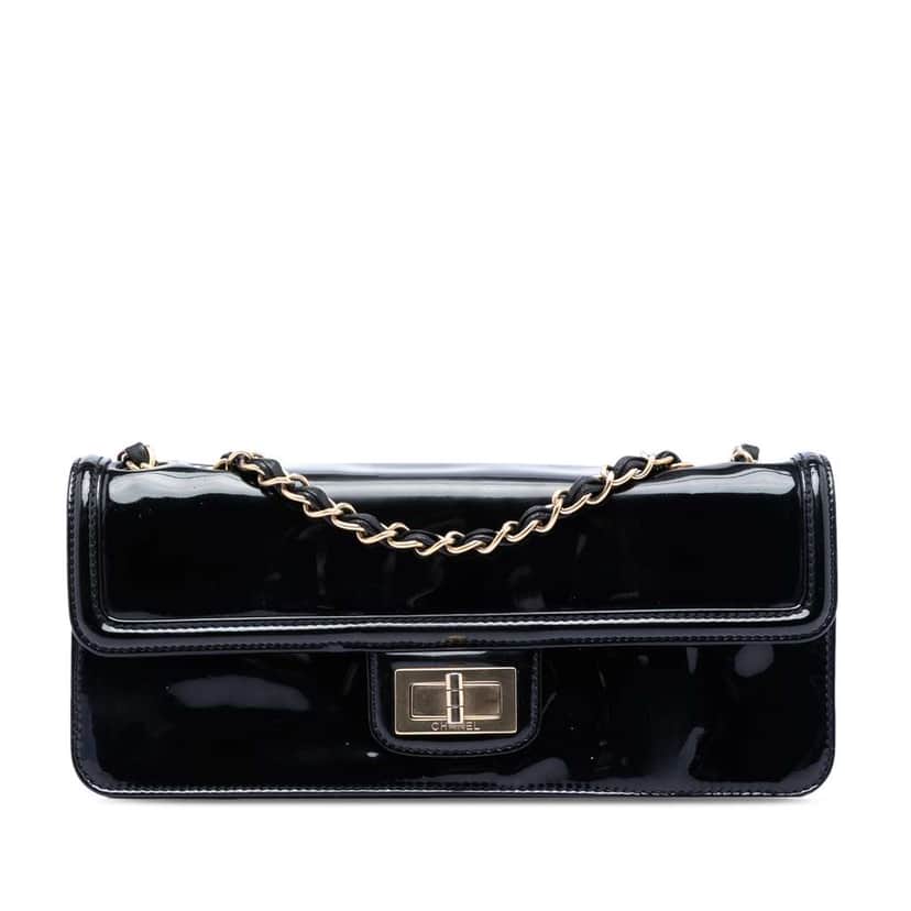 Chanel Patent Reissue 2.55 East West Flap Black Leather Good condition - Front View