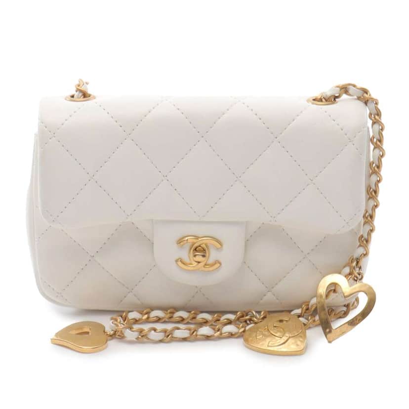 Chanel Mini Rectangular Quilted Lambskin Heart Charms Flap White Leather Very good condition - Front View