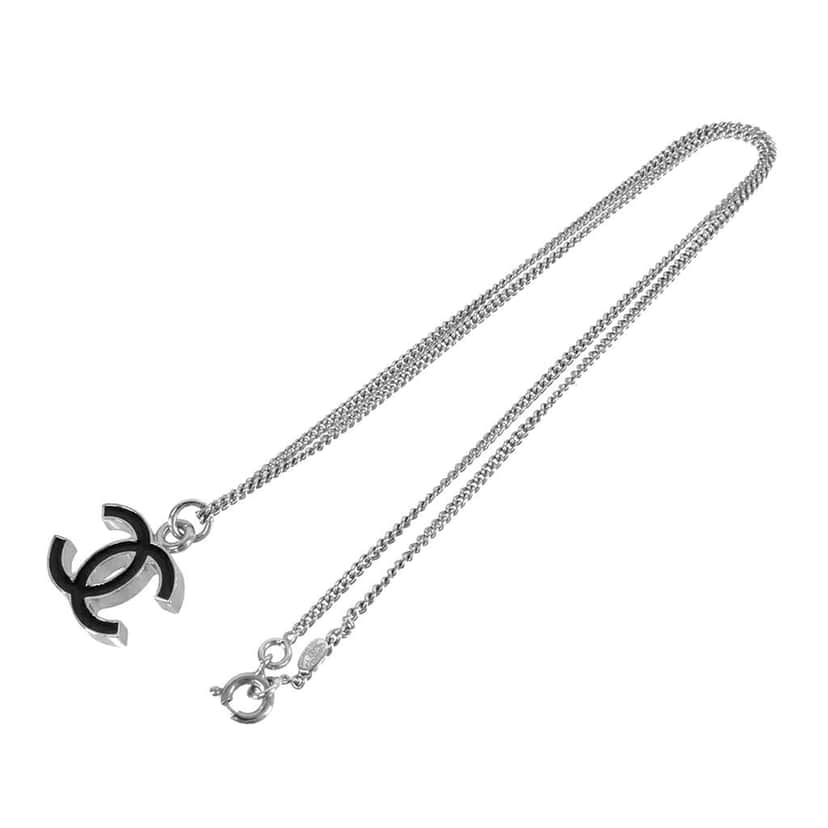 Chanel Silver Plated CC Pendant Necklace Silver Metal Very good condition - Front View