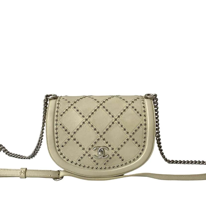 Chanel Small Calfskin Coco Eyelets Round Flap White Leather Very good condition - Front View
