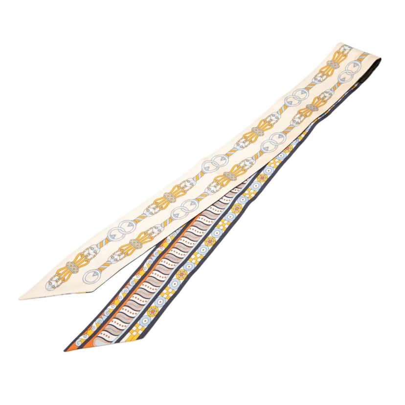 Hermès Harnais En Rosace Silk Twilly Scarf White Silk Good condition - Front View