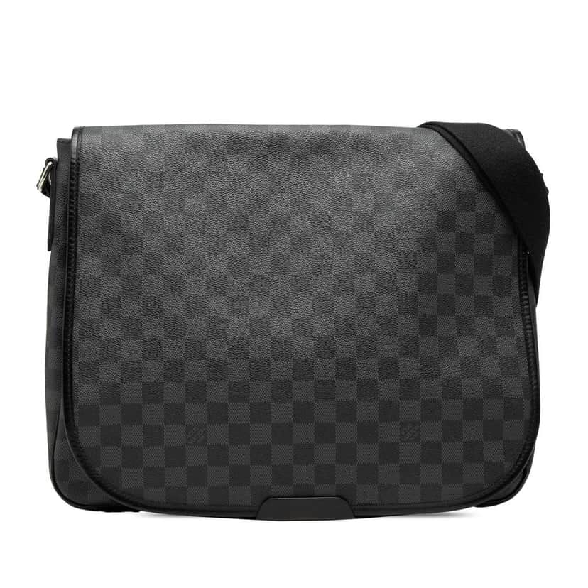Louis Vuitton Damier Graphite Daniel MM Black Good condition - Front View