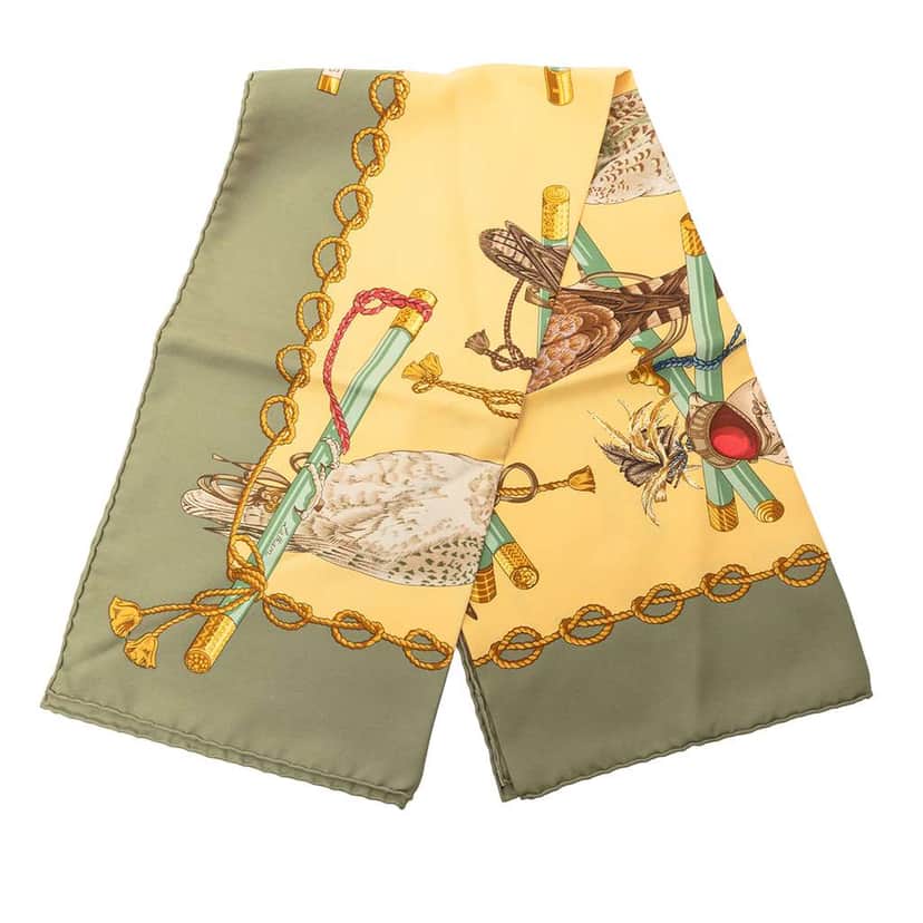 Hermès Les Oiseaux du Roy Silk Scarf 90 Yellow Silk Very good condition - Front View