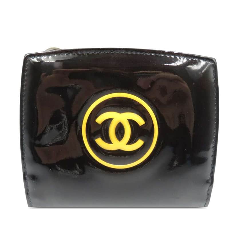 Chanel CC Patent Makeup Line Compact Wallet Black Leather Very good condition - Front View