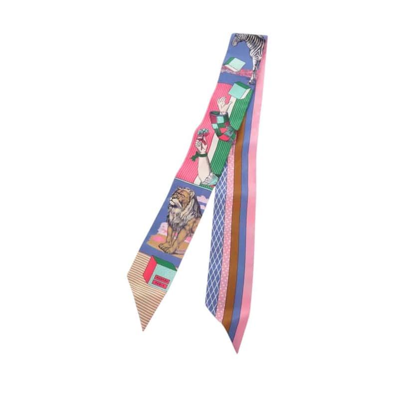 Hermès Grand Theatre Nouveau Silk Twilly Scarf Pink Silk Good condition - Front View