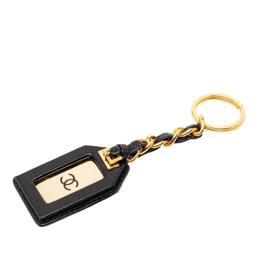 Chanel Gold Plated and Leather Bag Charm Black Leather Good condition - Front View