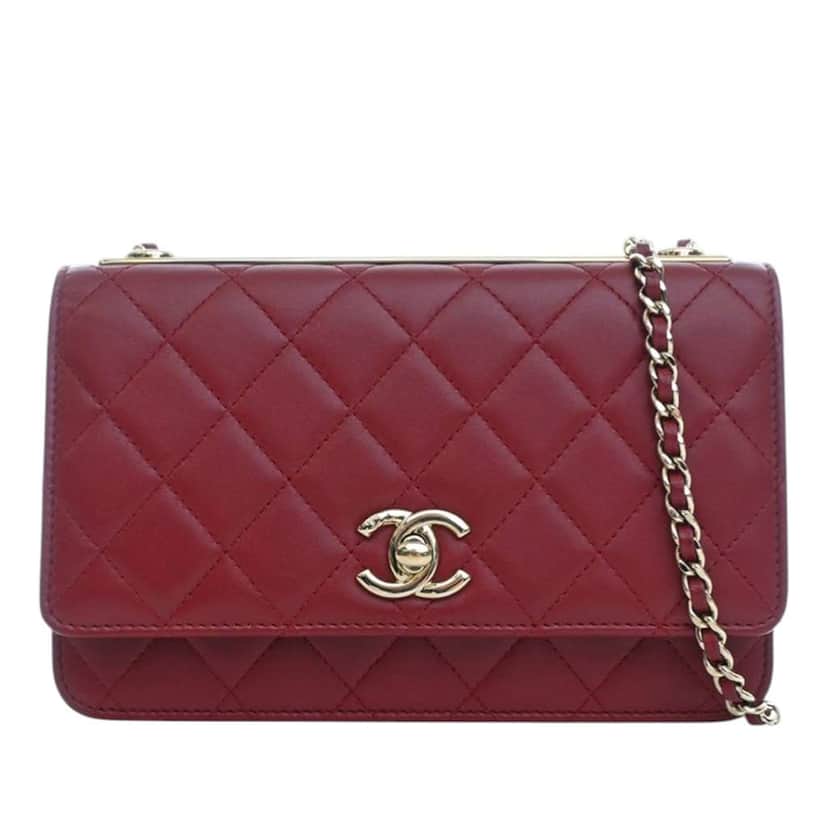 Chanel Quilted Lambskin Trendy CC Wallet On Chain Red Leather Good condition - Front View