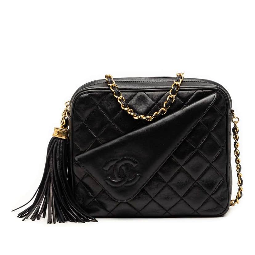 Chanel Mini CC Quilted Lambskin Tassel Camera Bag Black Leather Good condition - Front View