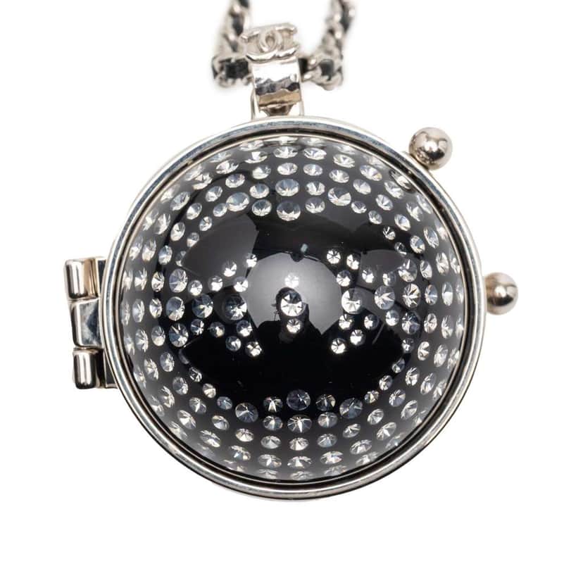 Chanel CC Silver Plated Lambskin Woven Resin Crystal Mirror Ball Pendant Necklace Silver Metal Good condition - Front View