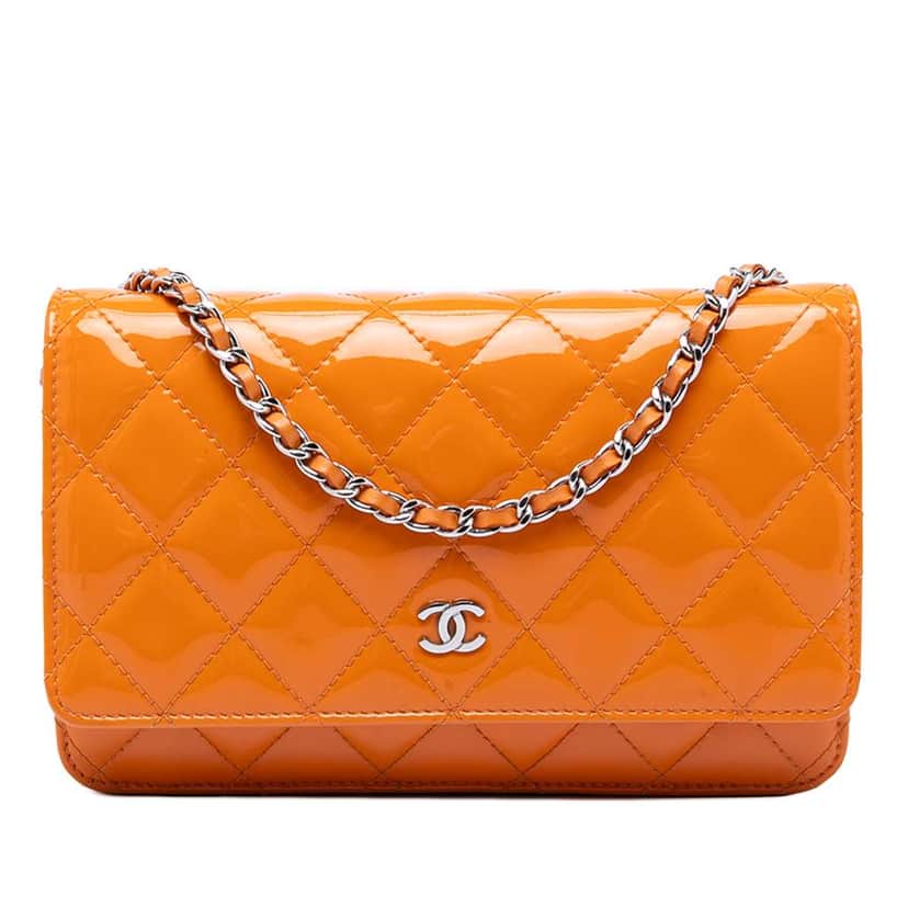 Chanel CC Quilted Patent Wallet on Chain Orange Leather Good condition - Front View