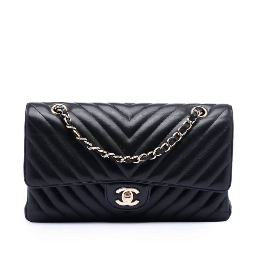 Chanel Medium Classic Chevron Lambskin Double Flap Black Leather Good condition - Front View