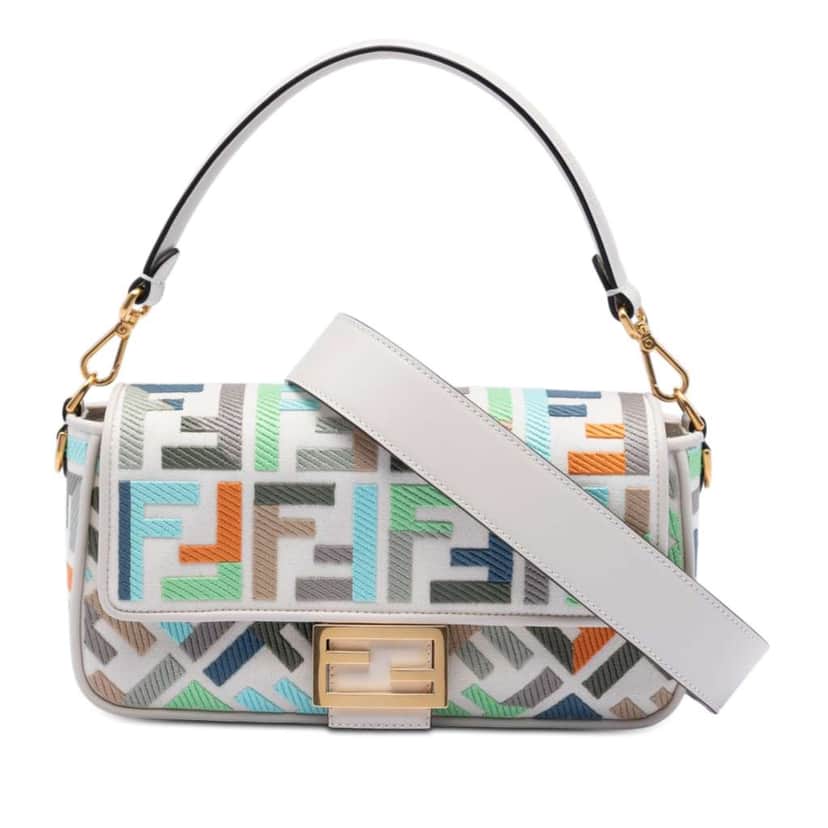 Fendi Zucca Embroidered Canvas Baguette Satchel White Canvas Very good condition - Front View