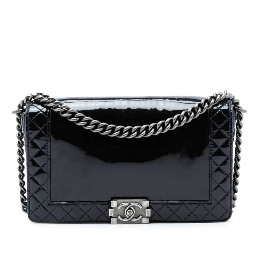 Chanel Medium Patent Boy Reverso Flap Black Leather Very good condition - Front View