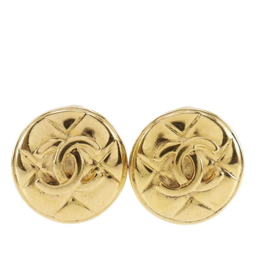 Chanel CC Quilted Gold Plated Round Clip On Earrings Gold Metal Very good condition - Front View