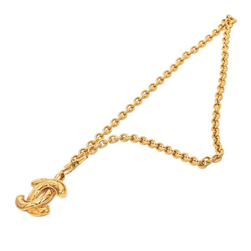Chanel Gold Plated Quilted CC Pendant Necklace Gold Metal Very good condition - Front View