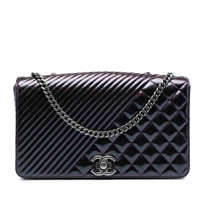 Chanel Large Quilted Patent Coco Boy Flap Purple Leather Very good condition - Front View