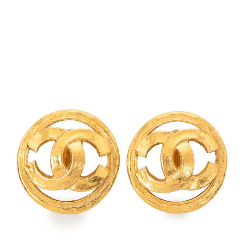 Chanel CC Gold Plated Round Clip on Earrings Gold Metal Very good condition - Front View
