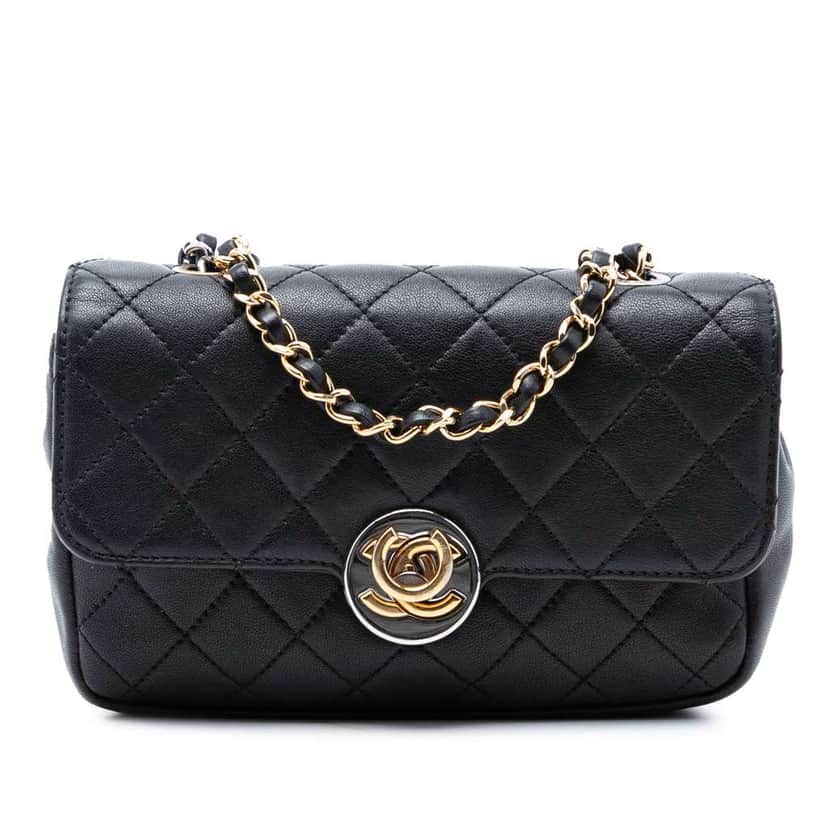 Chanel Quilted Lambskin Turn and Lock Flap Black Leather Good condition - Front View