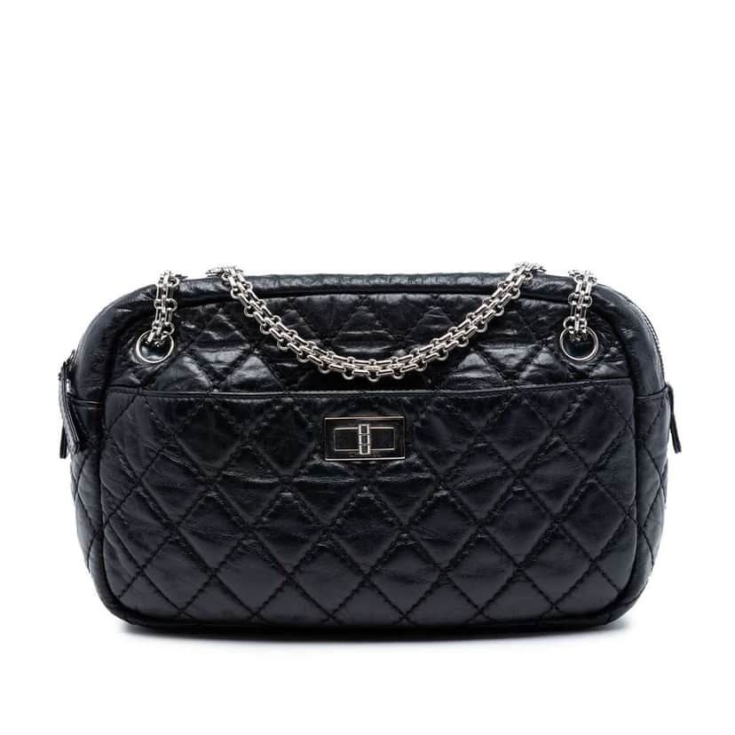 Chanel Small Quilted Aged Calfskin Reissue 2.55 Camera Bag Black Leather Very good condition - Front View