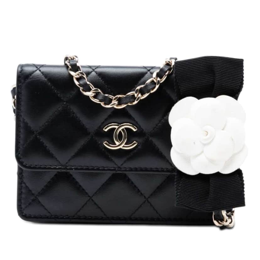Chanel Quilted Lambskin Camellia Bow Card Holder On Chain Black Leather Very good condition - Front View