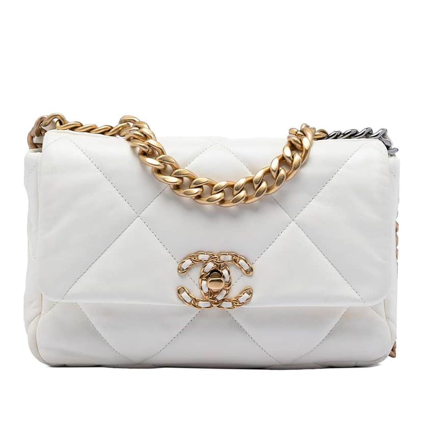 Chanel Medium Lambskin 19 Flap White Leather Very good condition - Front View