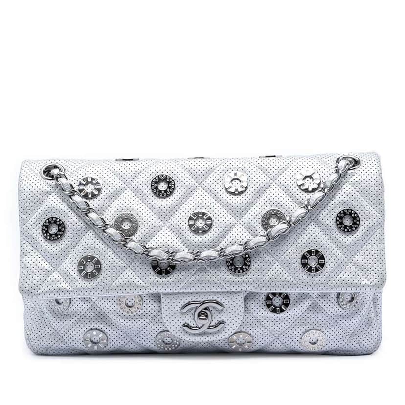 Chanel Paris Dubai Medium Perforated Metallic Lambskin Medals Flap Silver Leather Very good condition - Front View
