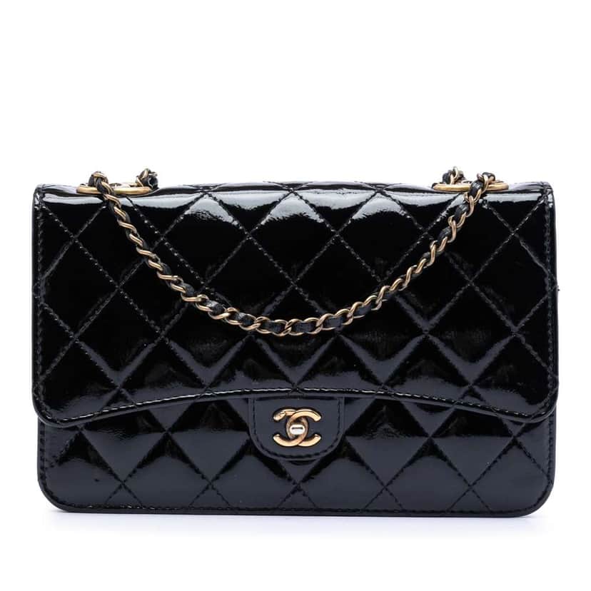 Chanel Patent CC Eyelet Wallet On Chain Black Leather Very good condition - Front View