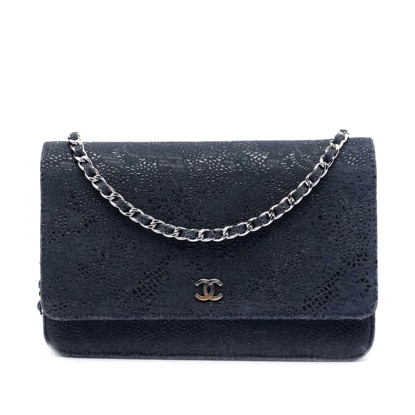Chanel CC Lace Overlay Goatskin Wallet On Chain Blue Leather Very good condition - Front View