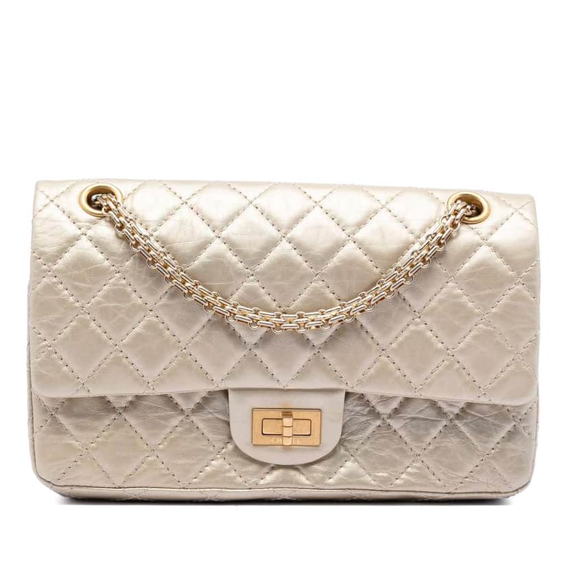 Chanel Quilted Metallic Aged Calfskin Reissue 2.55 Double Flap 225 Gold Leather Very good condition - Front View