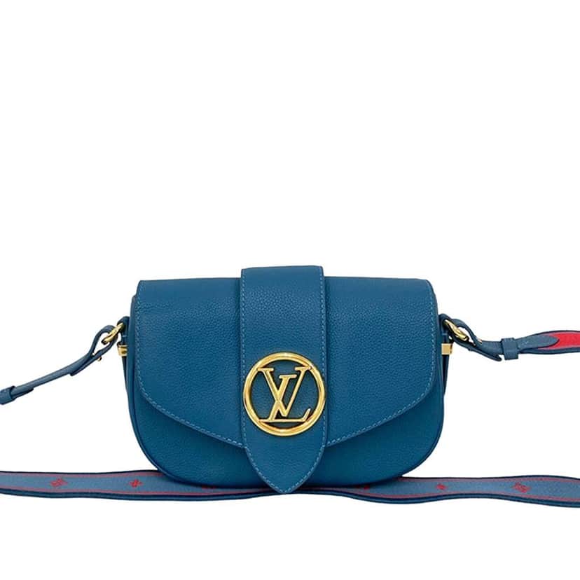 Louis Vuitton Grained Calfskin LV Pont 9 Soft MM Blue Leather Very good condition - Front View