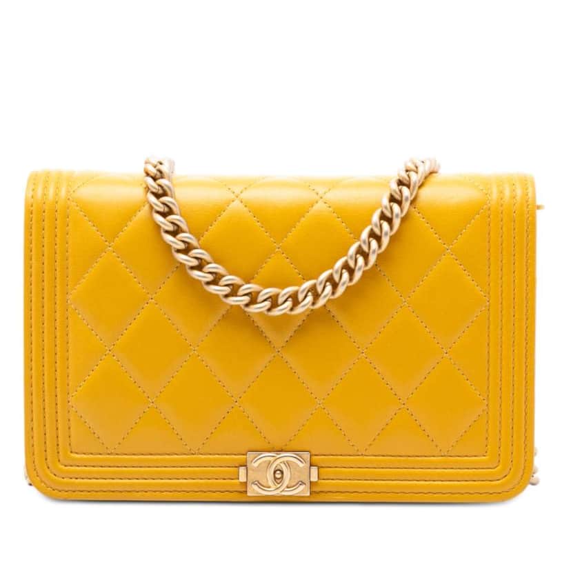 Chanel Quilted Lambskin Boy Wallet On Chain Yellow Leather Very good condition - Front View