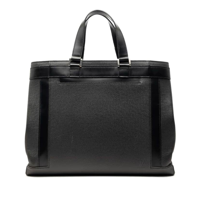 Louis Vuitton Taiga Kasbek PM Black Leather Very good condition - Front View