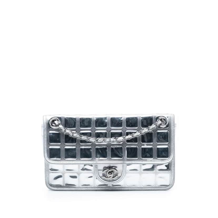 Chanel CC Vinyl Ice Cube Flap Silver Very good condition - Front View