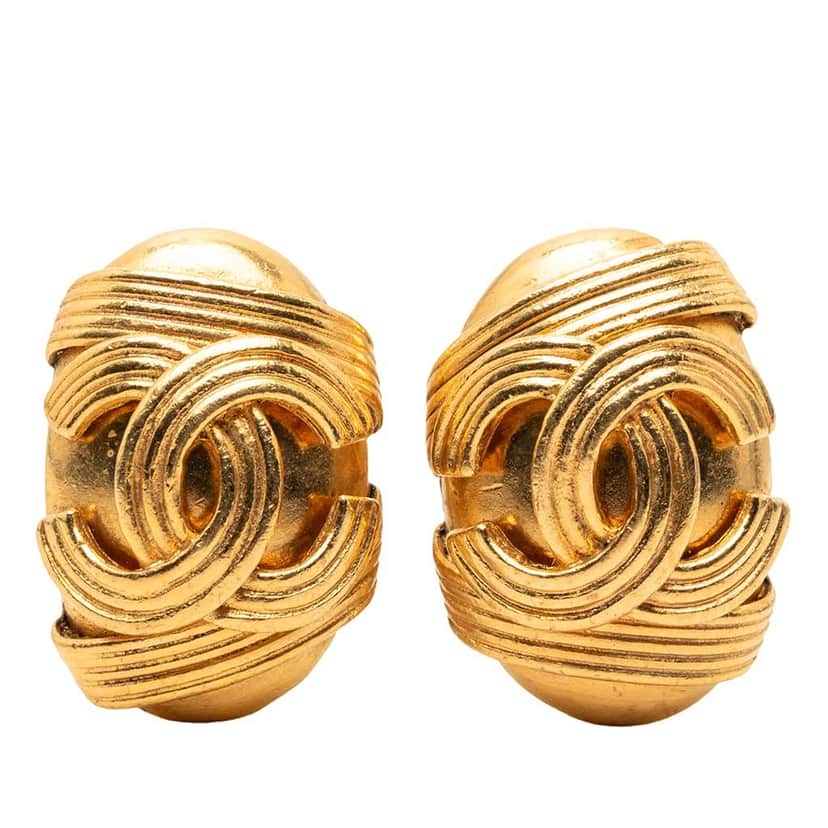 Chanel CC Oval Clip On Earrings Gold Metal Very good condition - Front View