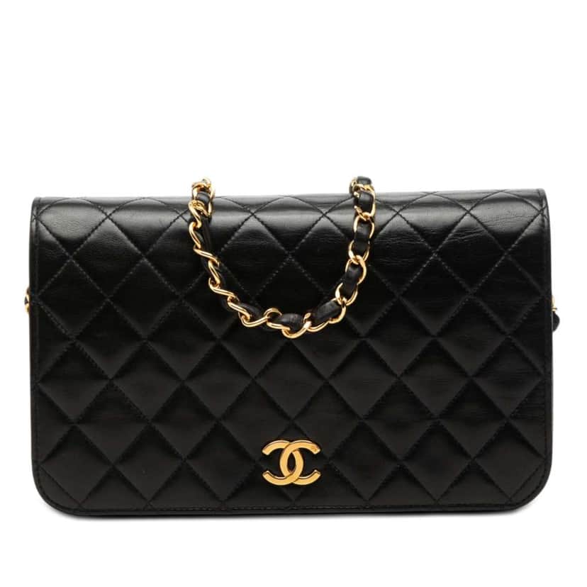 Chanel Medium Quilted Lambskin Full Flap Black Leather Very good condition - Front View